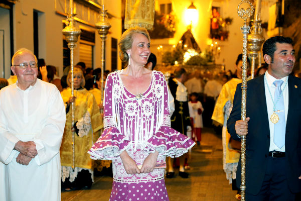 La Alcaldesa preside los actos religiosos y festivos en honor a la Virgen de La Cruz