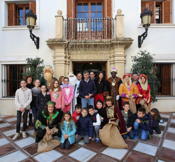 La Cabalgata de Reyes pondrá esta tarde el broche de oro a la Navidad en Benalmádena
