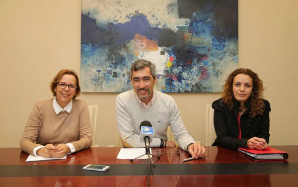 El Alcalde y las concejalas Elena Galán y Encarnación Cortes tienden la mano a los concejales que formaban parte de Ciudadanos y a los ediles de CSSP para su integración en el Equipo de Gobierno