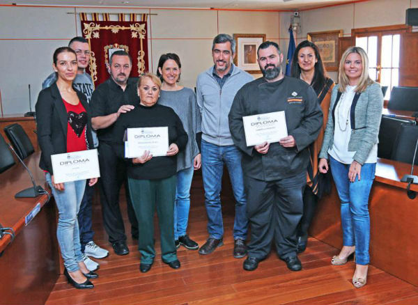 La Plaza, la Tajea y Taberna Andaluza, ganadores de la I Ruta de la Tapa Gastronómica en Benalmádena Pueblo.