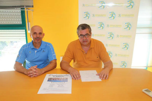 El concejal Joaquín Villazón presenta el XXX Campeonato Local de Natación