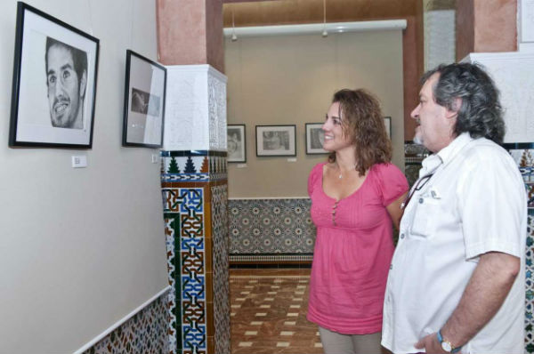 El Castillo del Bil-Bil acoge la exposición de pintura del artista local Juan Luis Pino 
