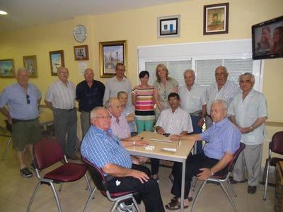 García Gálvez Visita el Cento de Mayores 