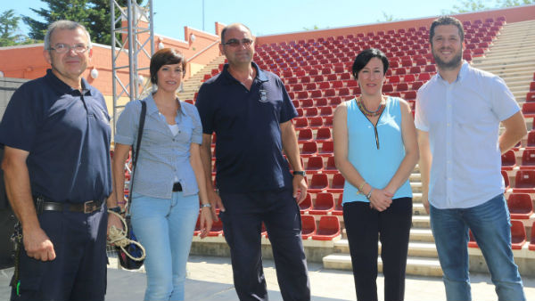 Concepción Tejada visita el auditorio municipal de Arroyo de la Miel 