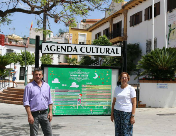 Cultura instala puntos de información en los tres núcleos de población de Benalmádena.