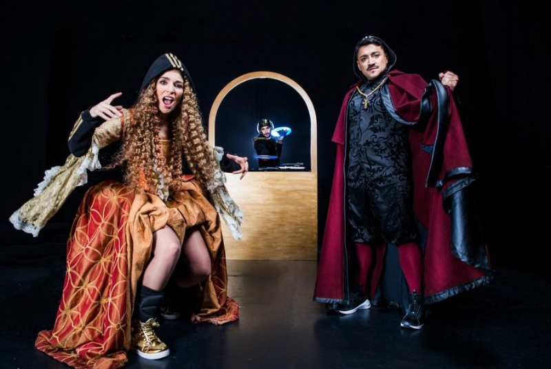 XV EDICIÓN DE TEATRO Y HUMOR ENBENALMÁDENA: “LA CALDERONA” PRODUCCIONES YLLANA