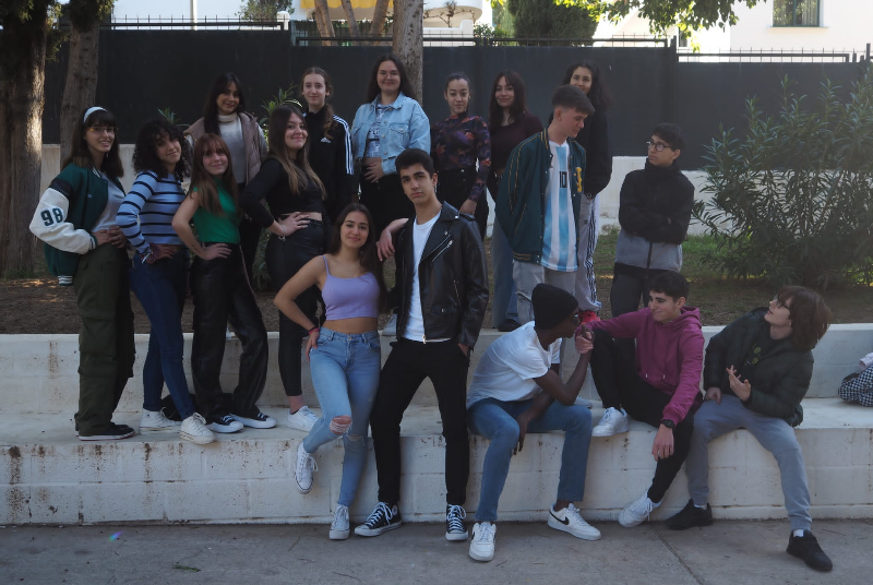 MUESTRA DE TEATRO DE BENALMÁDENA: IES AL-BAYTAR: “Grease” (Musical)