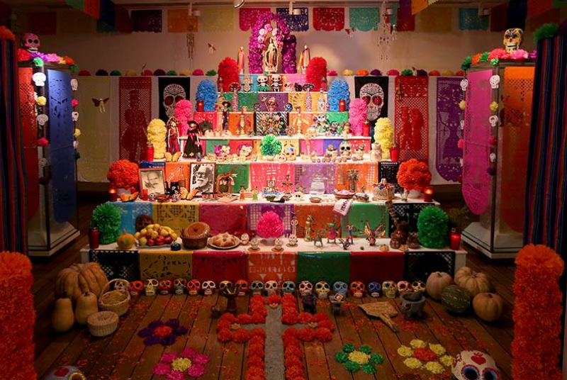 ALTAR DE MUERTOS MEXICANO