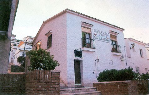 TARDES DE BIBLIOTECA. 50 años La NIÑA