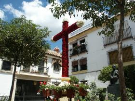 Fechas Cruces de mayo y Rejas-Balcones 2006