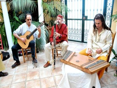 Ciclo Músicas del Alma: El Sobrero del Alquimista “Viaje musical por el Mediterráneo”