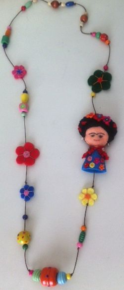 Taller de collares de Frida Kahlo